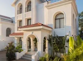 ELIVAAS Villa Paraiso 4 BHK with Pool & Bar