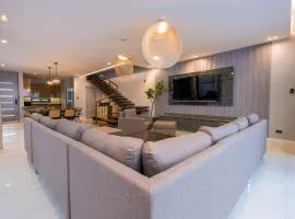 Casa Bonifacio by JC