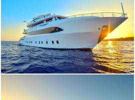 Bella Liveaboard, boat in Sharm El Sheikh