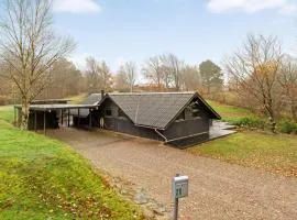 Holiday Home Jantje - 1-7km from the sea by Interhome