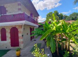 L'&eacute;tape du Canal - P&egrave;lerins, Randonneurs, Vacanciers