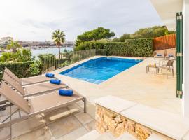 FLOR Villa Marina - Puerto Mahón, hotel en Mahón