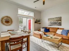 Coastal Gem 3 half Mi from Wrightsville Shoreline