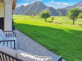 Spacious Villa with Spectacular Golf Course Views