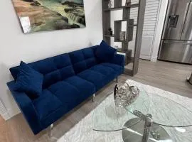Modern Apartment Miami Oasis