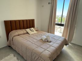 Vicente Apart - con cochera, khách sạn ở Villa María