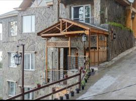 Scenic Apartment in Khaira Gali, hotel in Abbottābād