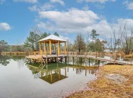 Kayak and Fish Little River Canyon Lakefront Cabin