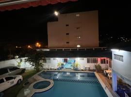 Hostal Aruba, hotel sa Atacames