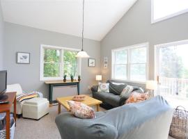 Weetamoo Trail 50, Hotel in Campton