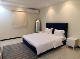 الركن الراقي للشقق المخدومة, Hotel in Riad