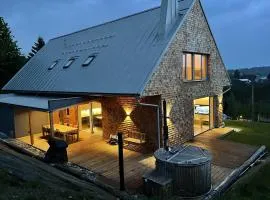 Holiday Home in Roprachtice with Sauna & Jacuzzi