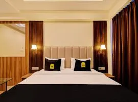 Palette - The Grand Aryans Hotel