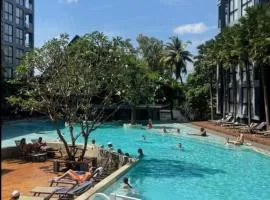 C161 1Km to beach New City gate