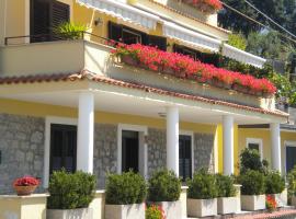 Bed & Breakfast Spigolatrice, family hotel in Sapri