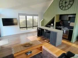 Valley Views Retreat