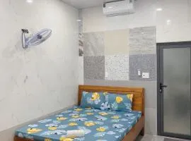 Nhà nghỉ Lý Hùng