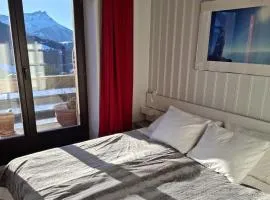 Le Nid d'aigle apt Leysin centre avec forfait piscine sauna jacuzzi en option