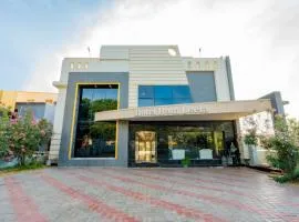 Hotel Ramleela