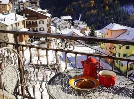 Casa Amabile - mansarda in legno con balcone a 10km da Bormio e 25km da Livigno