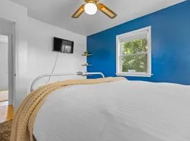 The Cottage on Abbey- Relaxing Summer Getaway in Harrison