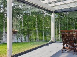 River landscape close to the centre, Himos 8km, acomoda&ccedil;&atilde;o com cozinha em J&auml;ms&auml;