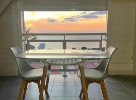 Tropical valley lodge 2, hotel a Vieux-Habitants