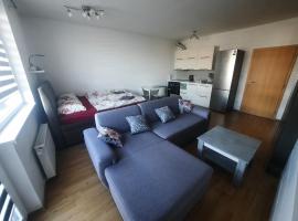 Apartments Čakovice, hotel in Praag