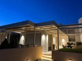 Luxury House Ilios