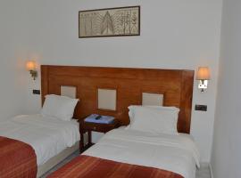 Hotel Tahiti, hotel v destinaci Oulad Akkou