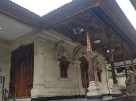 Sari Family Guest House