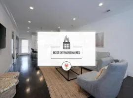 Ten Minutes to Broadway Spacious Townhouse