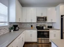 Double Townhomes Elegant Design Big Groups