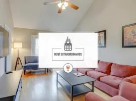 Bright and Fresh Large Backyard Minutes to Broadway