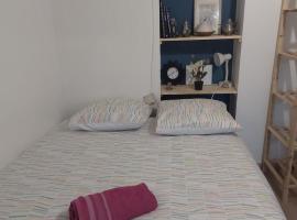 Le Nid, petit studio cosy et central, hotel in Besançon