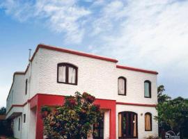 Hotel La Casona, hotel com banheiras de hidromassagem em La Paloma