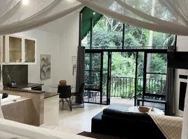 Gallery Walk Chalets - Tamborine Mountain