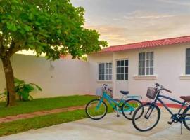 Maddie House cerca del R&iacute;o y del Mar, vilă din Tecolutla