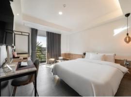 Hwaseong Wall Hotel, hotel v destinaci Hwaseong