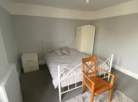 Contractors Rooms In Fawley