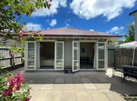 Cosy & new CNZhouse with yard
