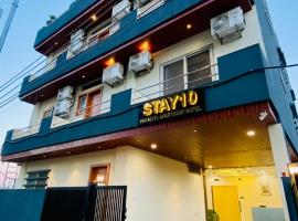 Stay 10 Parallel Apartment Hotel, hotel com banheiras de hidromassagem em Indore