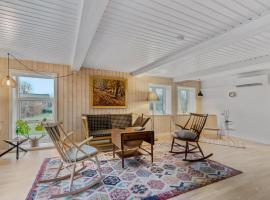 Beautiful Home In Juelsminde, hotel in Juelsminde