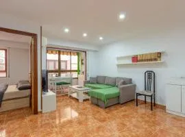 2 Bedroom Nice Apartment In Santa Pola