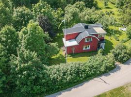 Lovely Home In Fengersfors With Wifi, hotel v destinaci Fengersfors