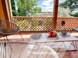 Free Car Parking - Garden - Close to ramparts