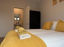 Buxton Road Suites