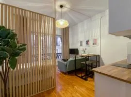 Victoria Studio I