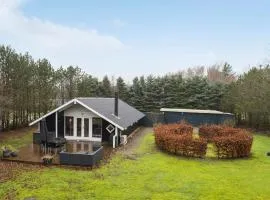 Gorgeous Home In Oksbøl With Sauna