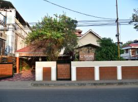 Garuda Luxury Bungalow, hotel in Trichūr